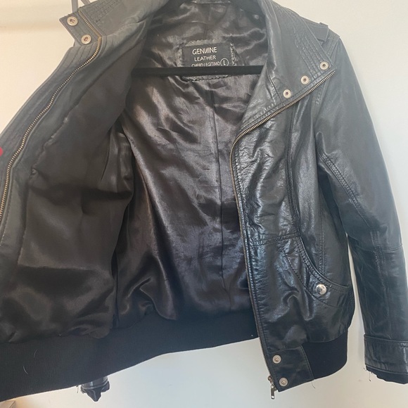 Oversized Genuine Leather Jacket made in Argentina - Picture 4 of 10